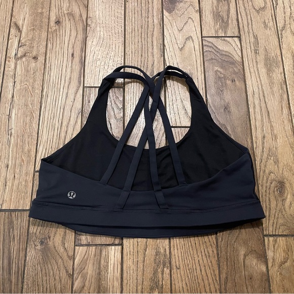 Lululemon Black Criss Cross Back Sports Bra, size 10 - Picture 2 of 3